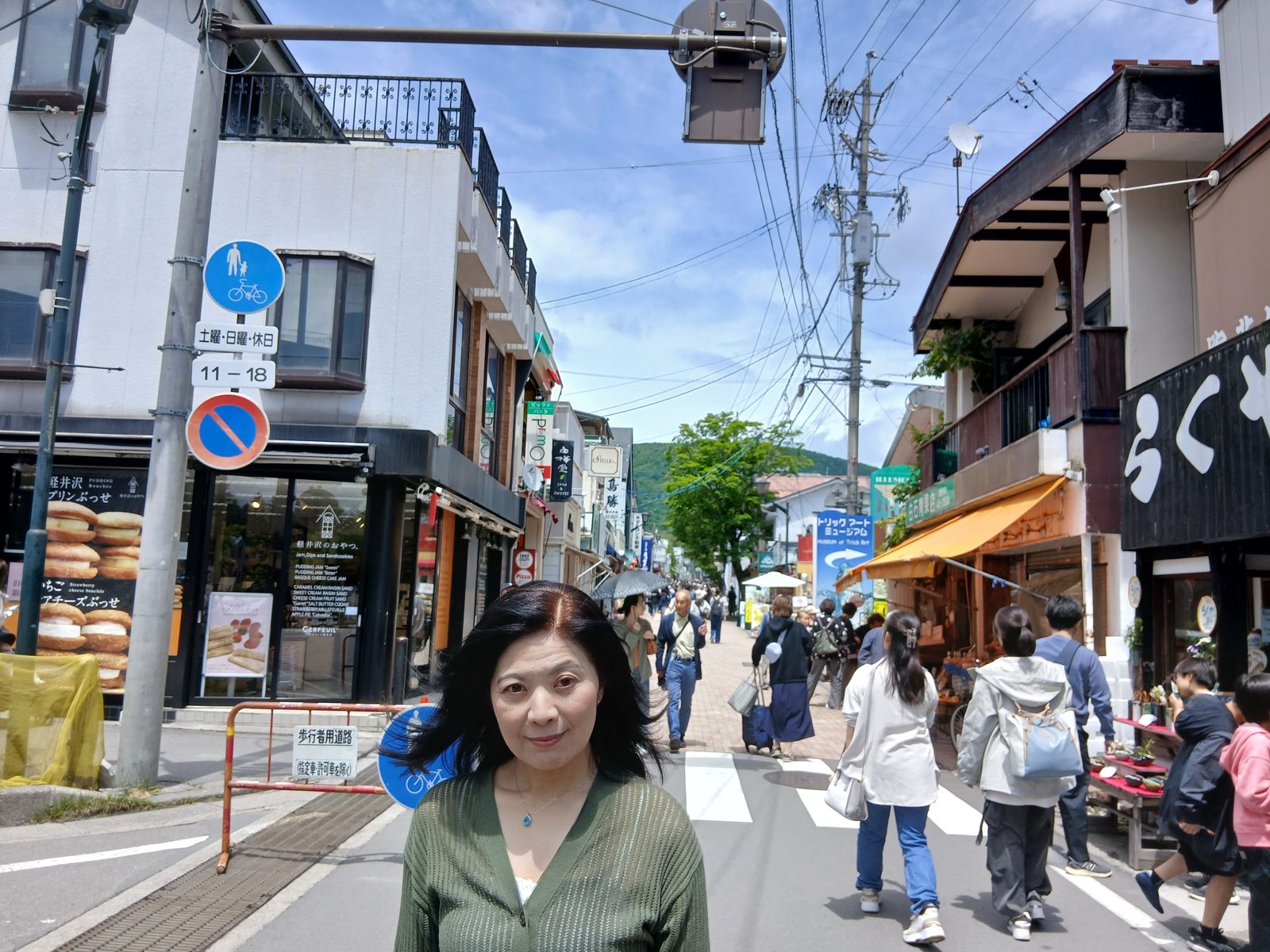 旧軽井沢銀座の賑わい
