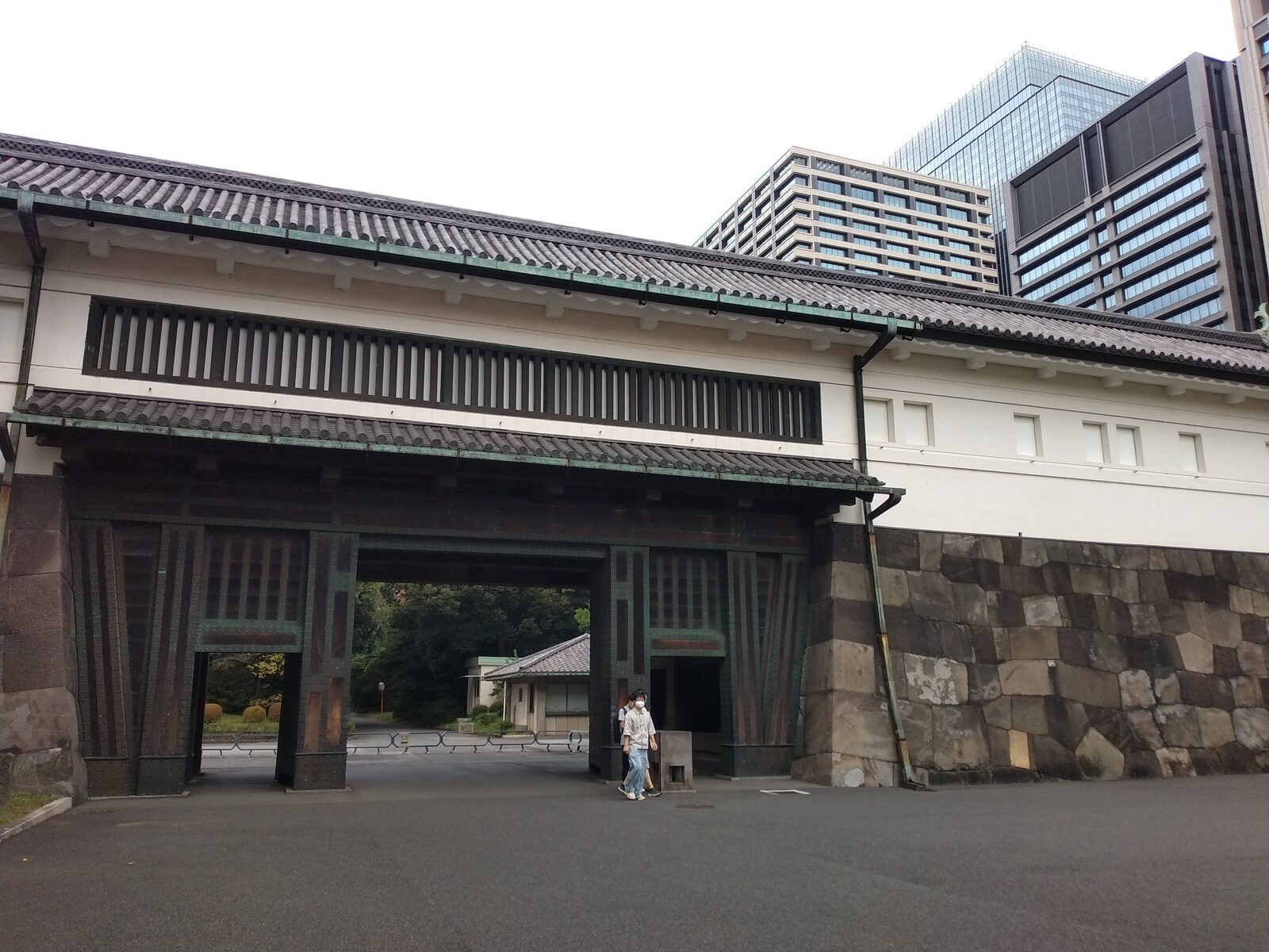 松之大廊下下跡の石標