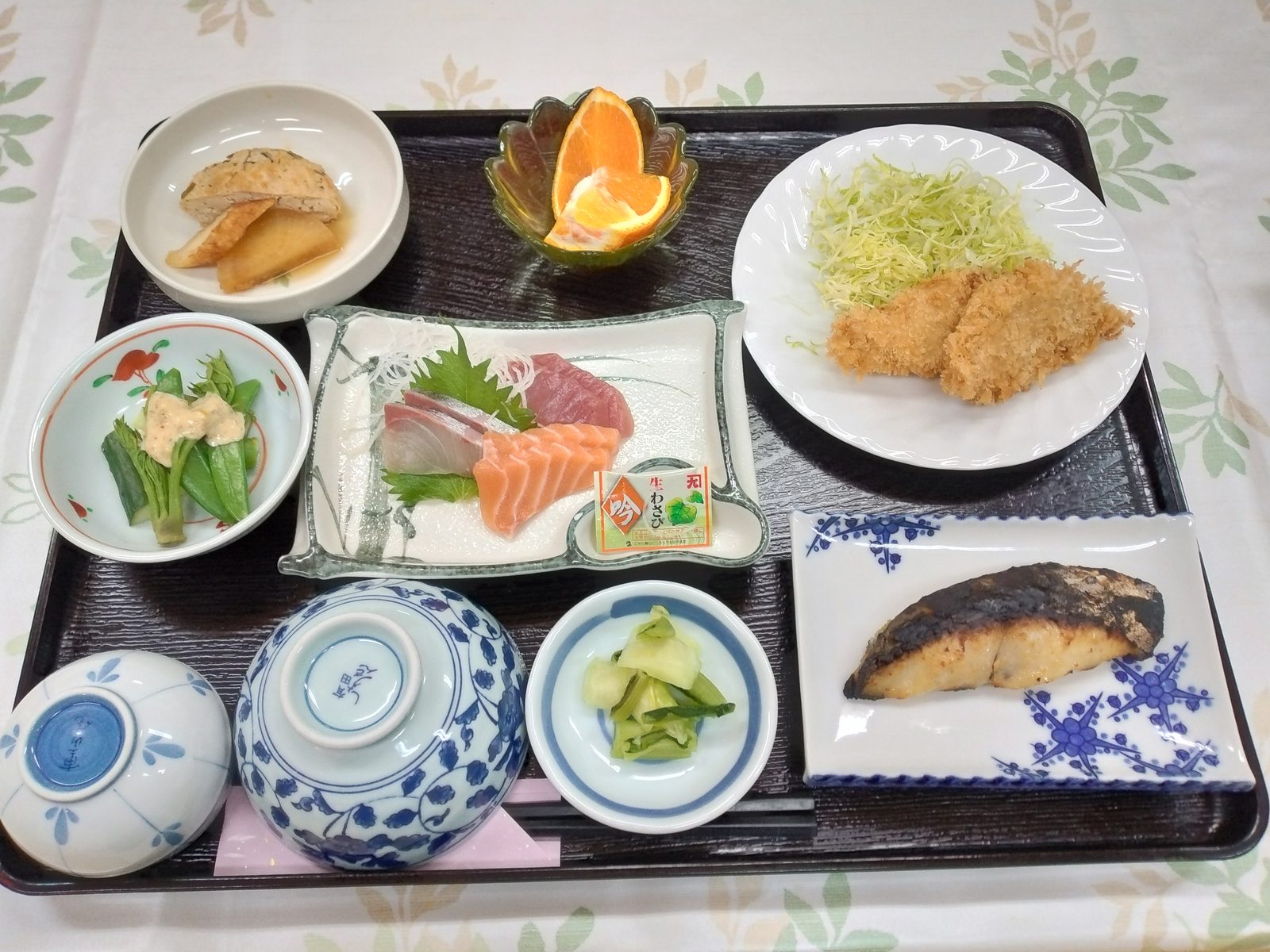 宿の夕食