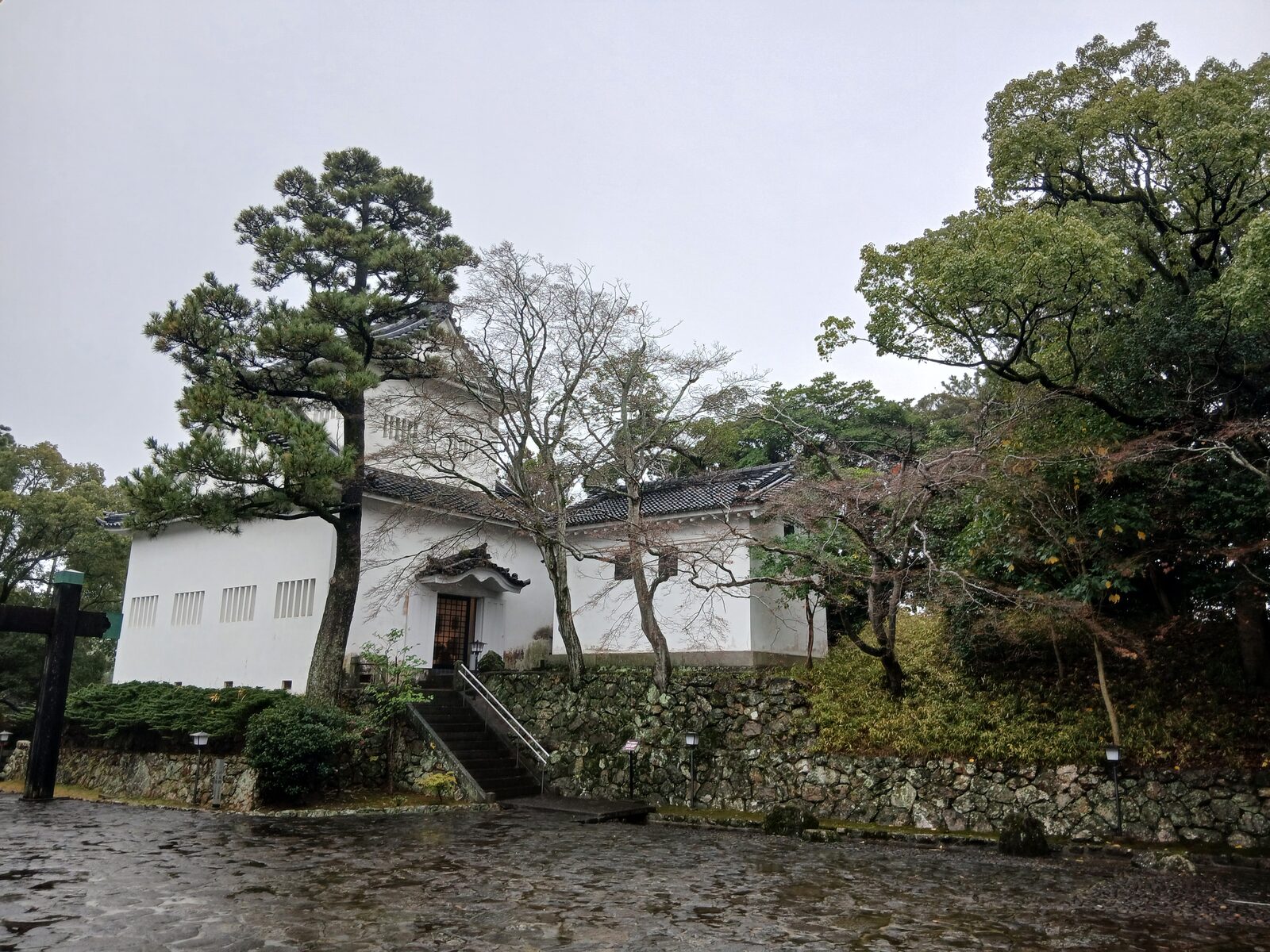 復元された二の丸櫓