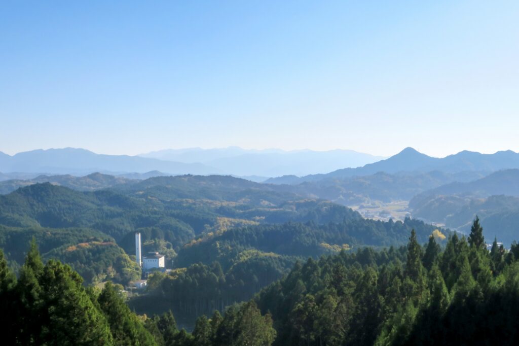 宇陀松山城跡から望む山並み