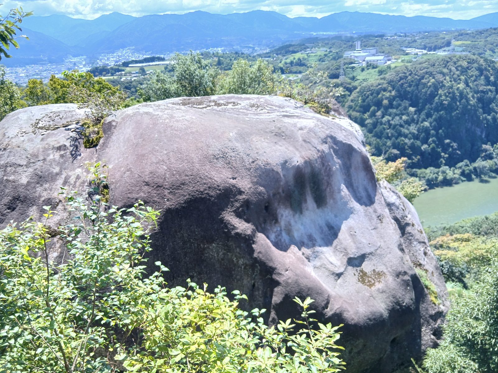 馬洗岩