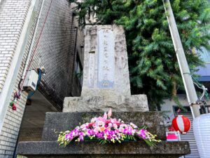 坂本龍馬誕生地の碑